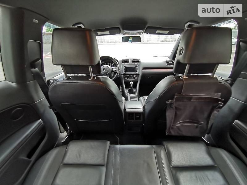 Хетчбек Volkswagen Golf 2011 в Києві