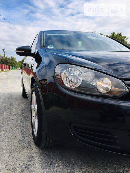 Хетчбек Volkswagen Golf 2009 в Звягелі