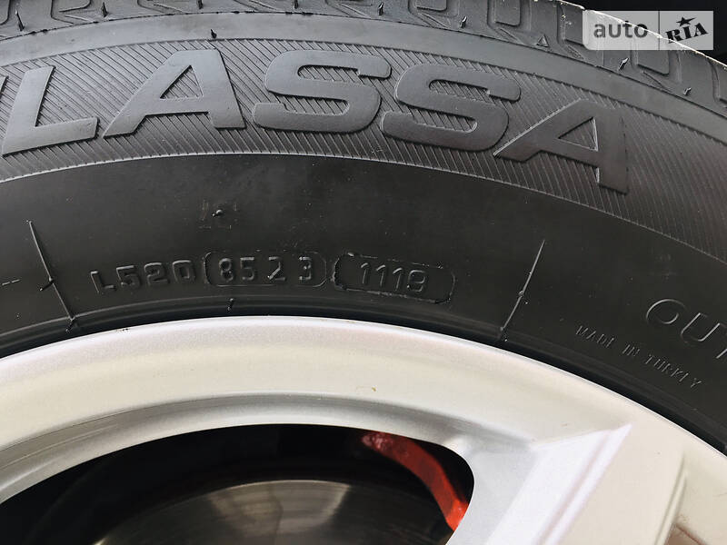 Хетчбек Volkswagen Golf 2009 в Звягелі