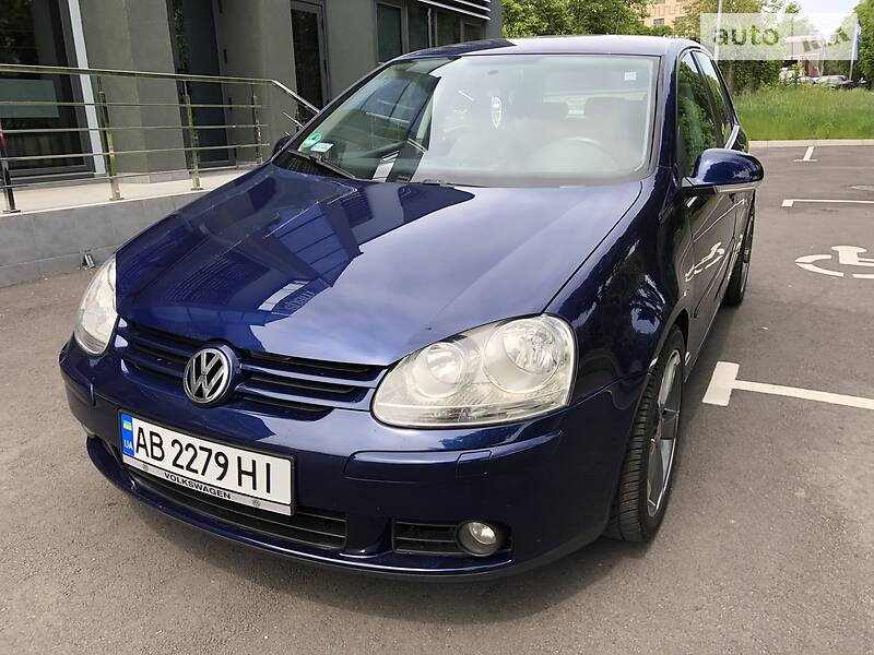 Хетчбек Volkswagen Golf 2006 в Вінниці