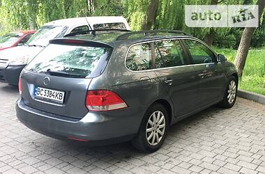 Універсал Volkswagen Golf 2009 в 