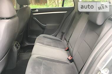 Універсал Volkswagen Golf 2009 в 