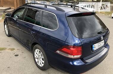 Універсал Volkswagen Golf 2011 в 