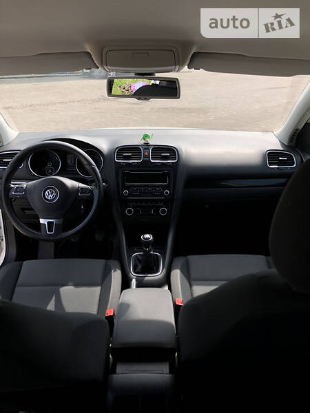 Хетчбек Volkswagen Golf 2010 в Івано-Франківську
