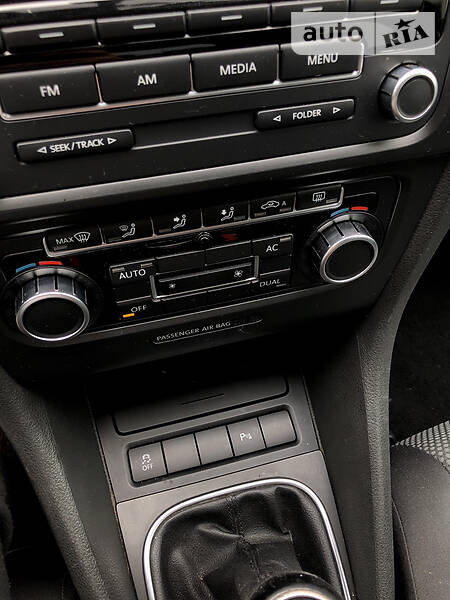 Хетчбек Volkswagen Golf 2010 в Івано-Франківську