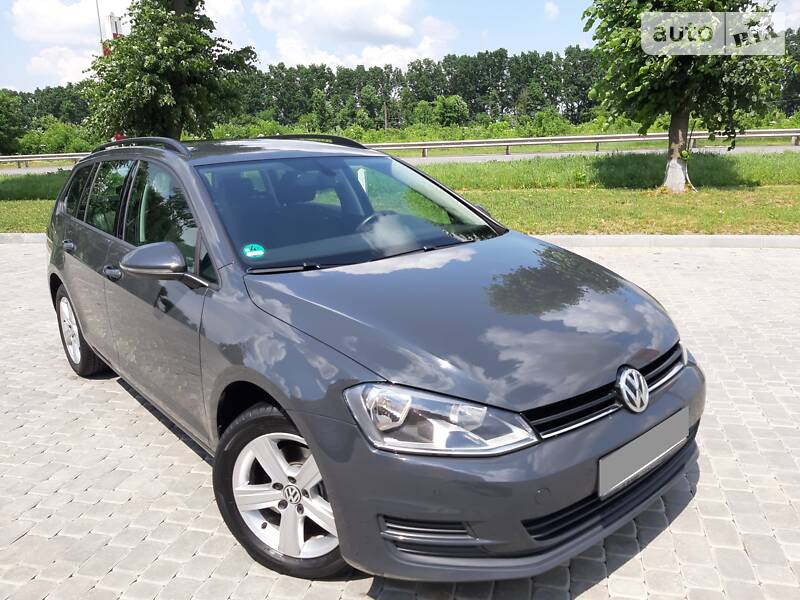 Універсал Volkswagen Golf 2016 в 