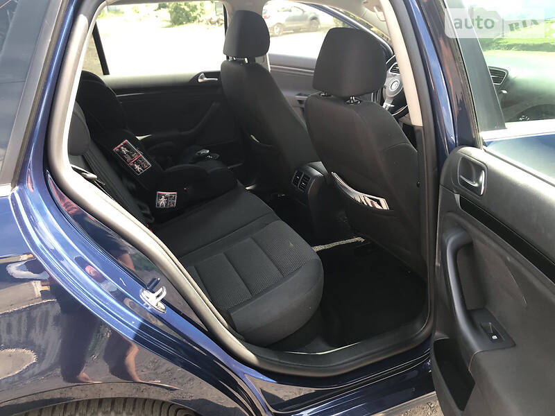 Универсал Volkswagen Golf 2012 в Шептицькому