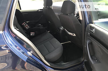 Універсал Volkswagen Golf 2012 в 
