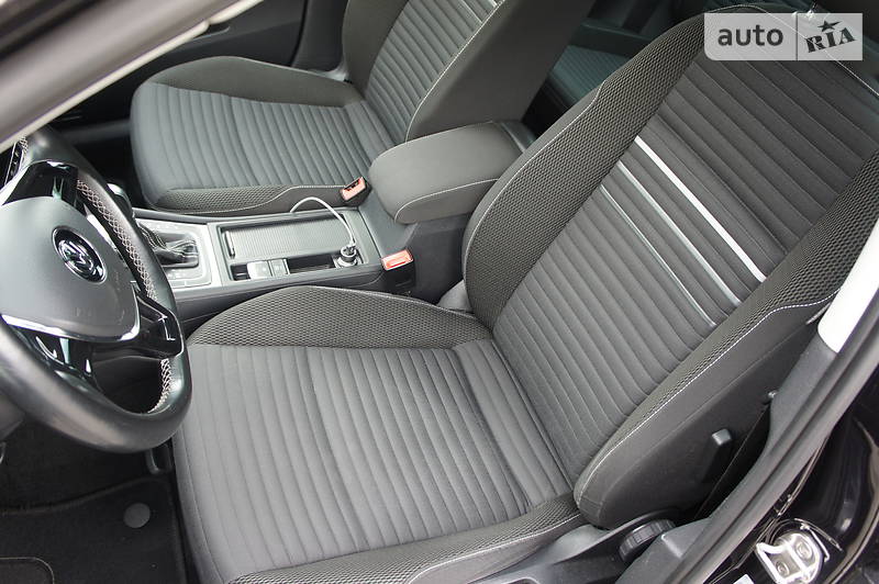 Універсал Volkswagen Golf 2014 в Чорткові