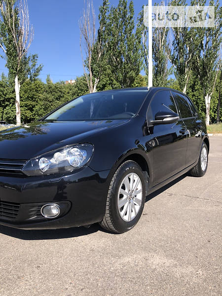 Хетчбек Volkswagen Golf 2012 в Запоріжжі