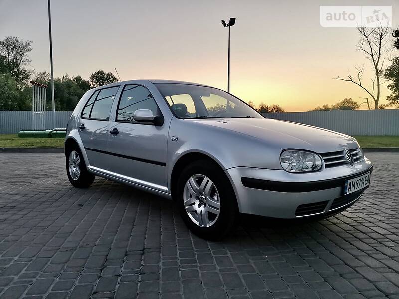 Хетчбек Volkswagen Golf 2002 в Києві фото Хетчбек Volkswagen Golf 2002 в Києві