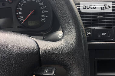 Універсал Volkswagen Golf 2001 в 