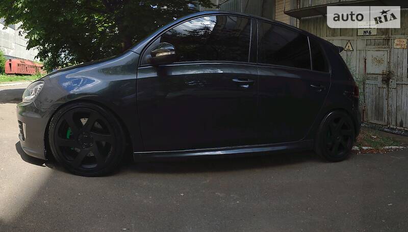 Хетчбек Volkswagen Golf 2012 в Києві