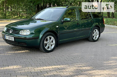 Універсал Volkswagen Golf 2000 в 
