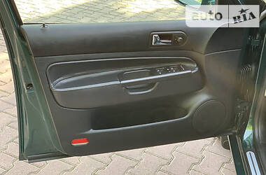 Універсал Volkswagen Golf 2000 в 