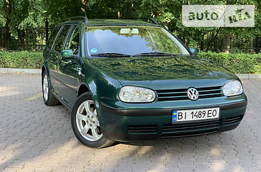 Універсал Volkswagen Golf 2000 в 