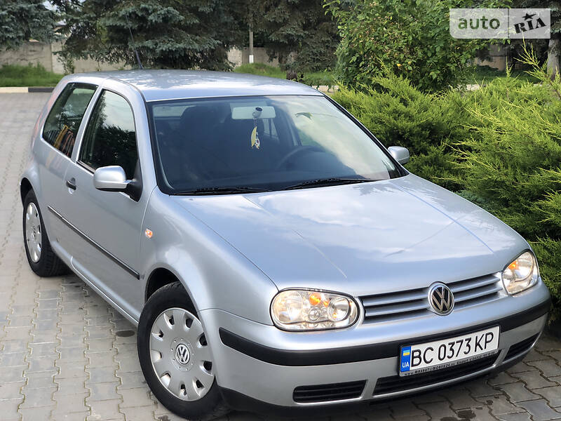 Хетчбек Volkswagen Golf 2000 в Дрогобичі