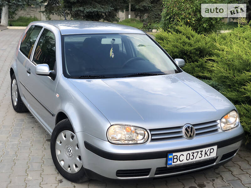 Хетчбек Volkswagen Golf 2000 в Дрогобичі