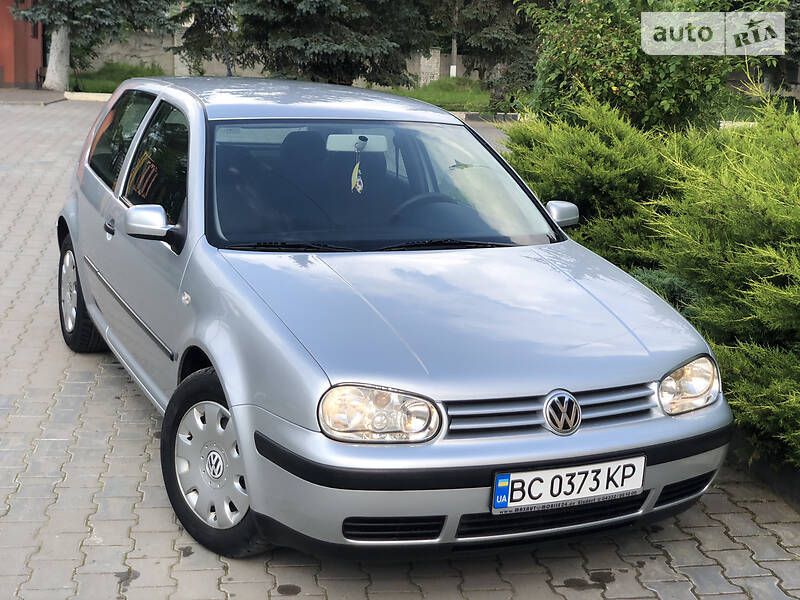 Хетчбек Volkswagen Golf 2000 в Дрогобичі