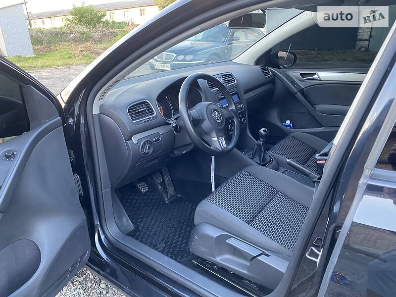 Хетчбек Volkswagen Golf 2011 в Луцьку фото 44 Хетчбек Volkswagen Golf 2011 в Луцьку