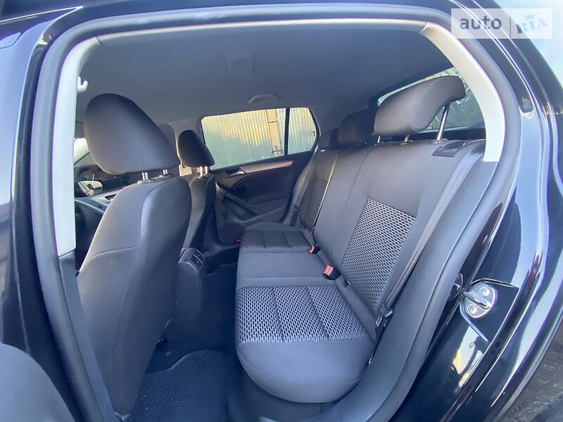 Хетчбек Volkswagen Golf 2011 в Луцьку фото 64 Хетчбек Volkswagen Golf 2011 в Луцьку