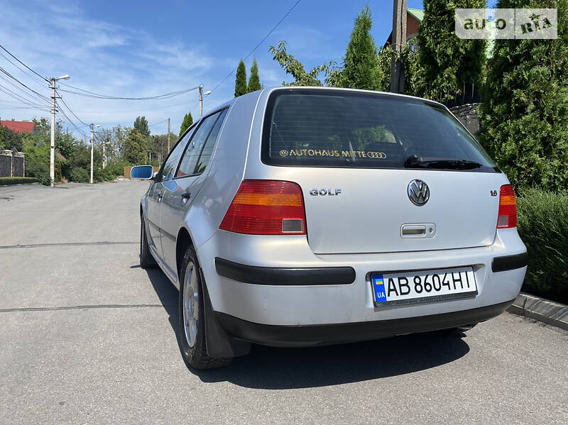 Хетчбек Volkswagen Golf 1998 в Вінниці