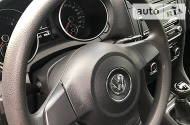 Універсал Volkswagen Golf 2012 в 