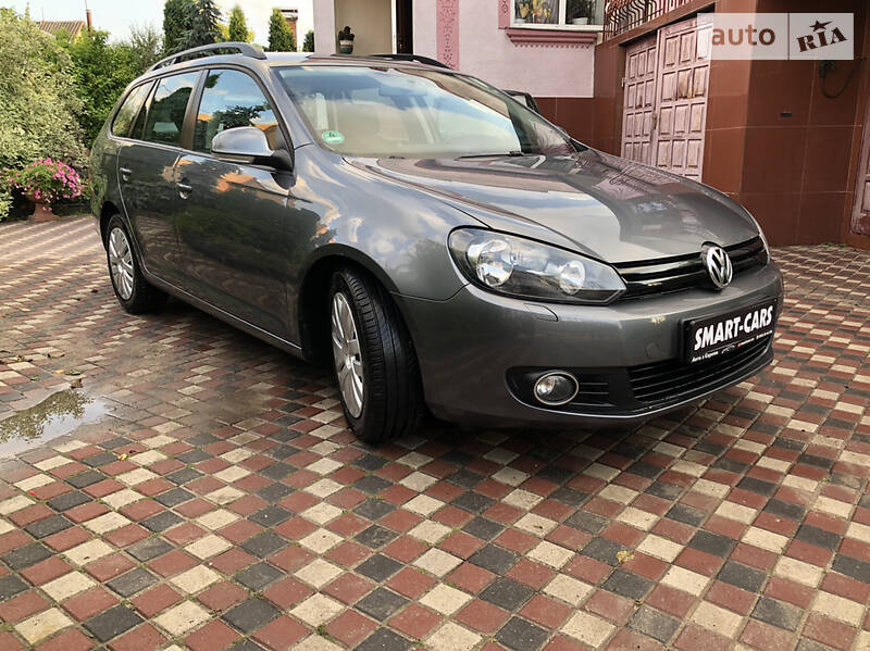 Универсал Volkswagen Golf 2012 в Львове