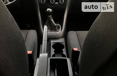 Універсал Volkswagen Golf 2012 в 