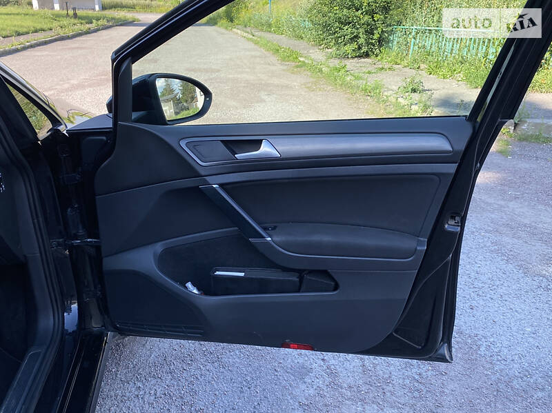 Універсал Volkswagen Golf 2013 в Тернополі фото 74 Універсал Volkswagen Golf 2013 в Тернополі