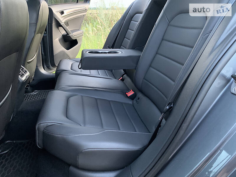 Універсал Volkswagen Golf 2018 в Дніпрі фото 6 Універсал Volkswagen Golf 2018 в Дніпрі