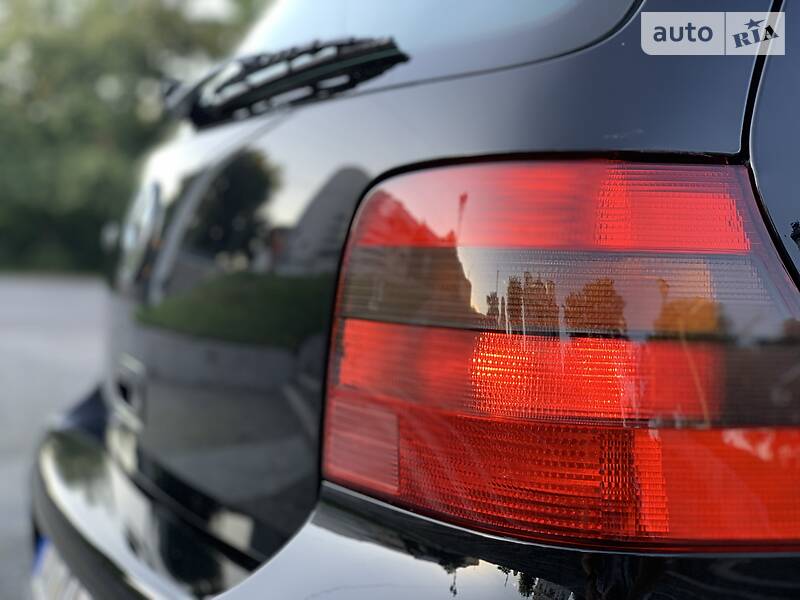 Хэтчбек Volkswagen Golf 2001 в Белой Церкви