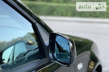 Хетчбек Volkswagen Golf 2001 в 