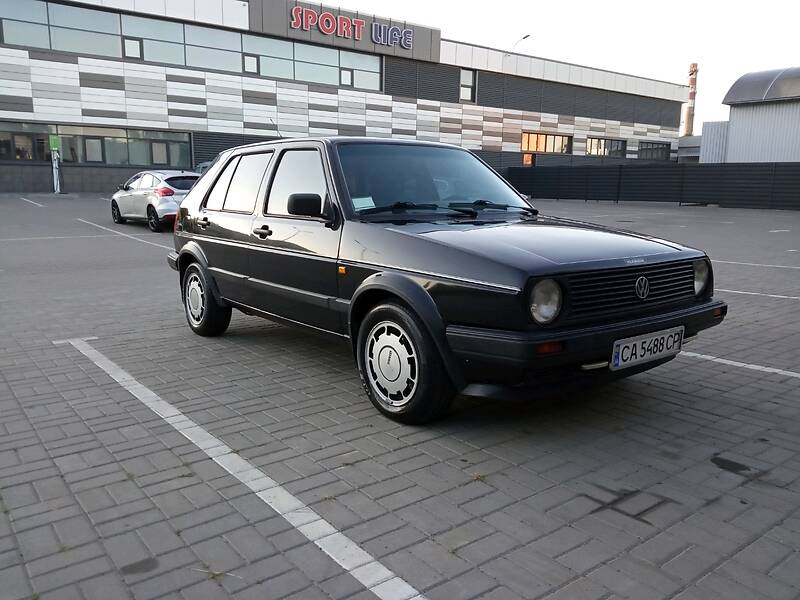 Хэтчбек Volkswagen Golf 1990 в Черкассах