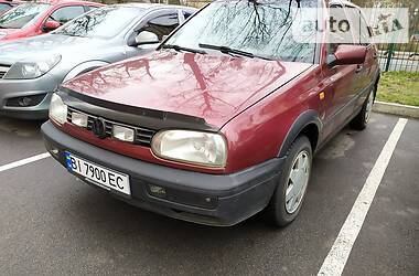 Хэтчбек Volkswagen Golf 1991 в Гадяче