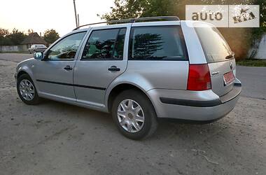 Універсал Volkswagen Golf 2001 в 