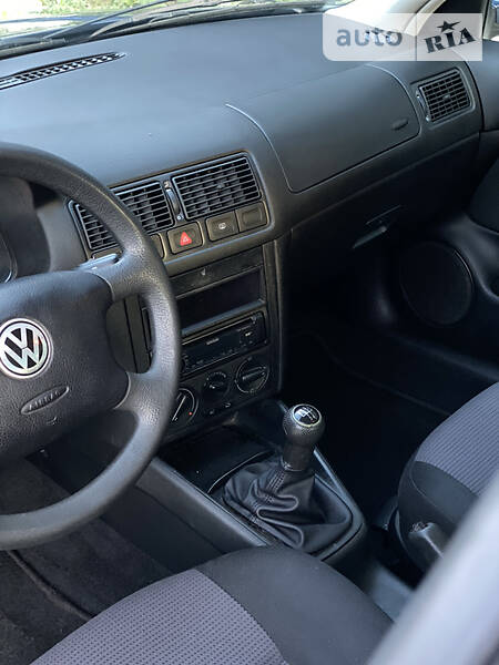 Хетчбек Volkswagen Golf 2001 в Білій Церкві фото 33 Хетчбек Volkswagen Golf 2001 в Білій Церкві