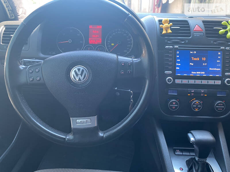 Хетчбек Volkswagen Golf 2007 в Києві