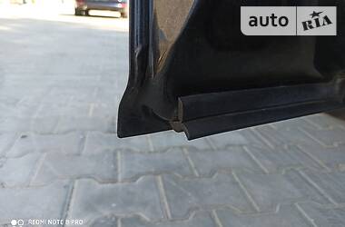 Хетчбек Volkswagen Golf 2001 в 