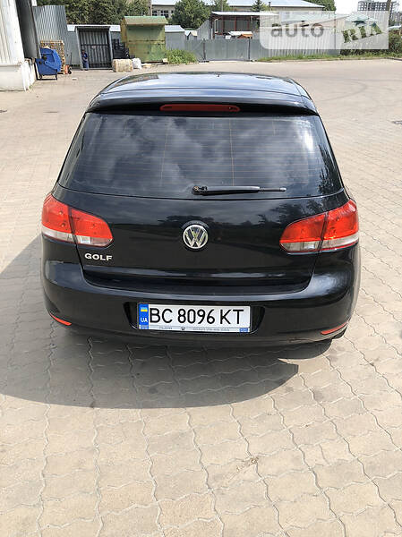 Хетчбек Volkswagen Golf 2009 в Львові