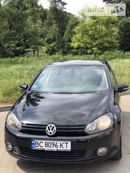 Хетчбек Volkswagen Golf 2009 в Львові