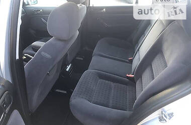 Універсал Volkswagen Golf 2000 в 