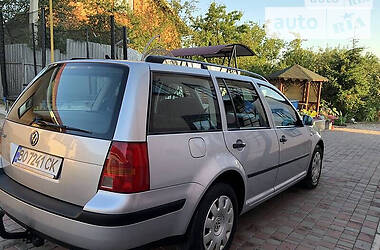 Універсал Volkswagen Golf 2000 в 
