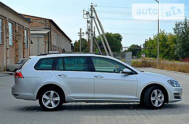Універсал Volkswagen Golf 2014 в 