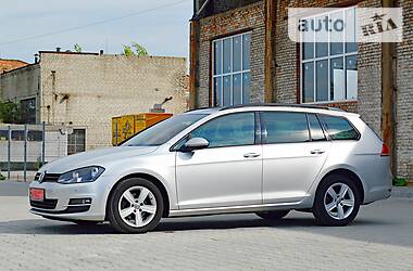 Універсал Volkswagen Golf 2014 в 