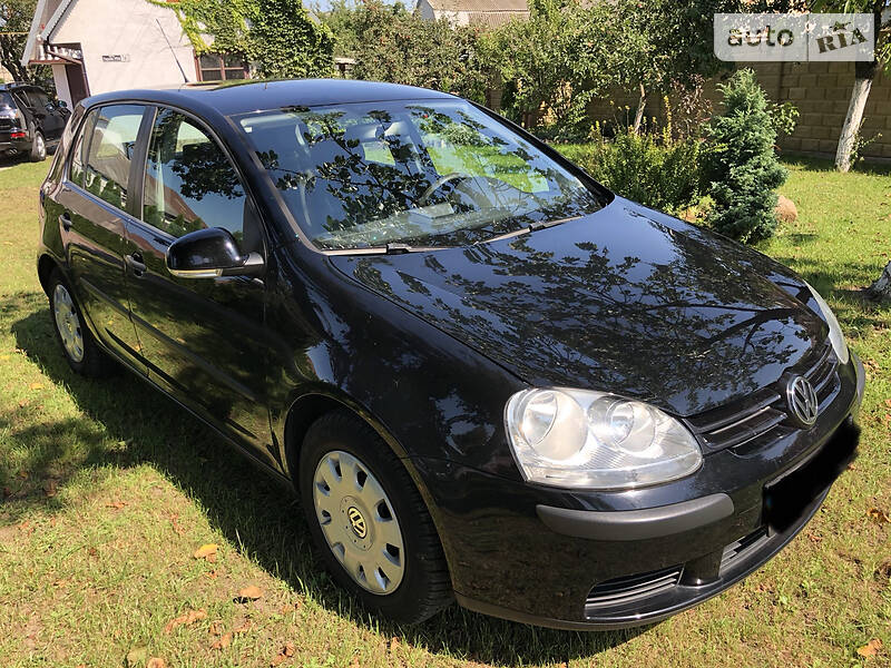 Хетчбек Volkswagen Golf 2005 в Луцьку фото 3 Хетчбек Volkswagen Golf 2005 в Луцьку