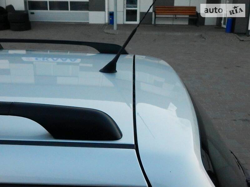 Універсал Volkswagen Golf 2002 в Сарнах