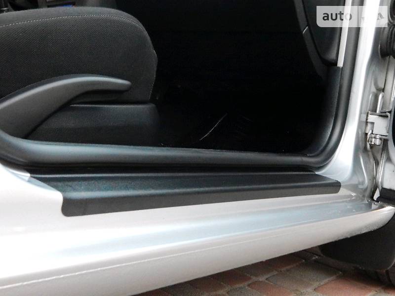 Універсал Volkswagen Golf 2002 в Сарнах