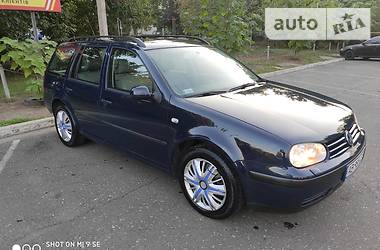 Универсал Volkswagen Golf 2001 в Одессе