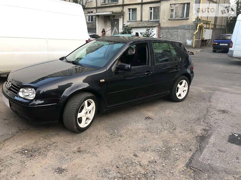 Хэтчбек Volkswagen Golf 1999 в Виннице